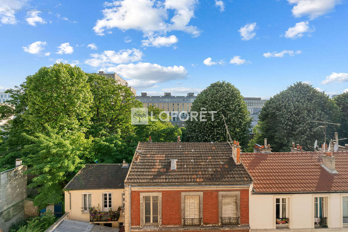Appartement à SAINT-OUEN