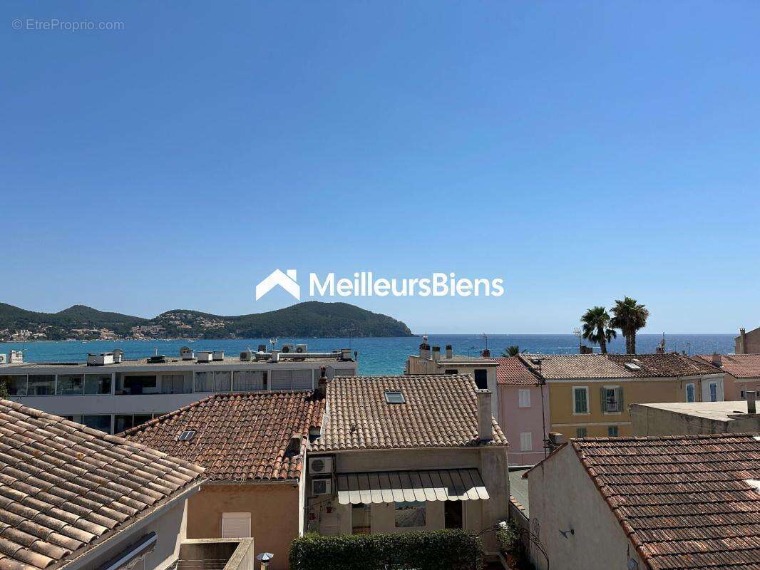 Appartement à SAINT-CYR-SUR-MER