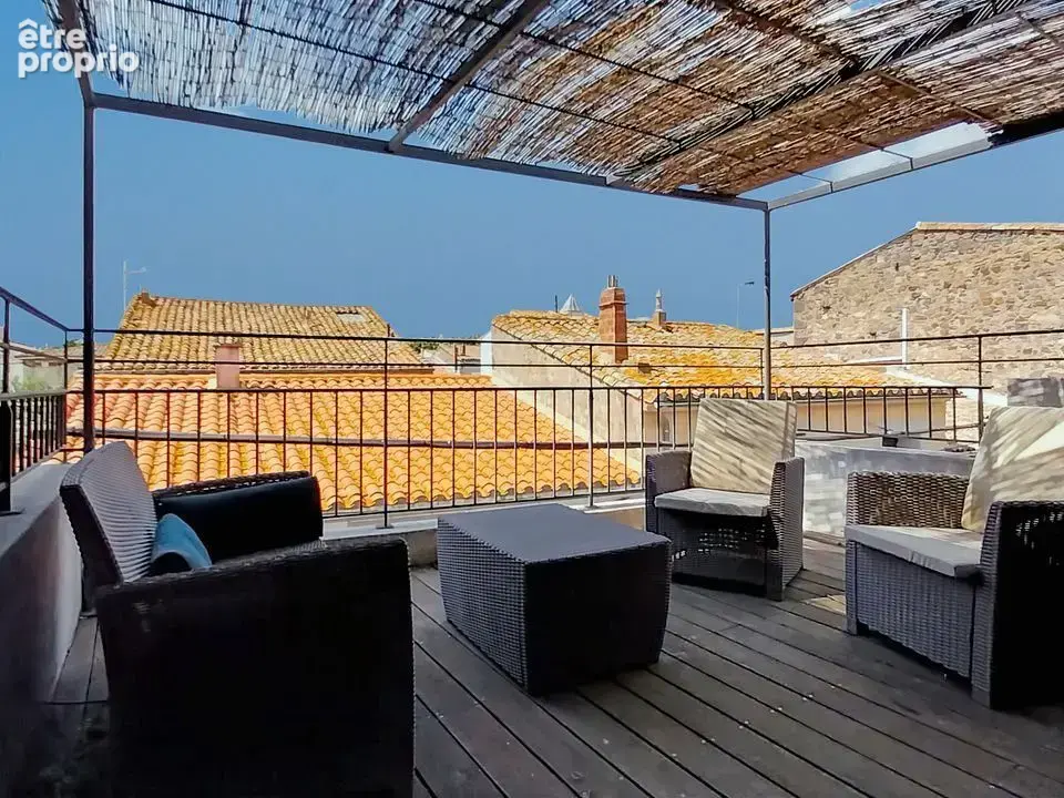 Vente belle maison de ville à Marseillan avec deux suites, terrasse tropézienne et garage non attenant - photo 3