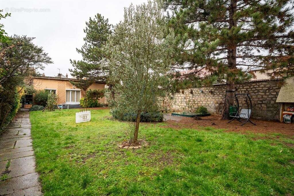 Maison 170 m² à Chatou  - photo 16