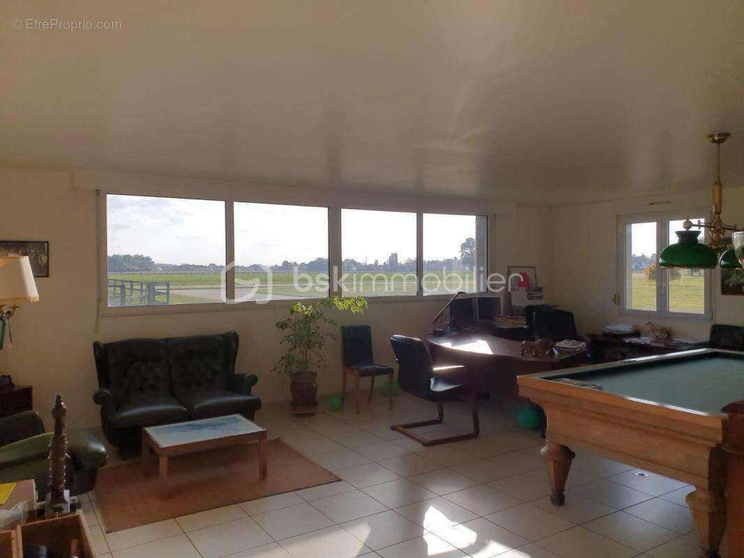 Maison à FONTENAY-TRESIGNY