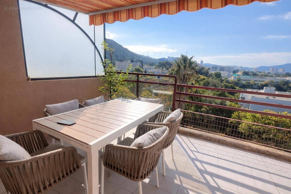 Appartement à MARSEILLE-9E