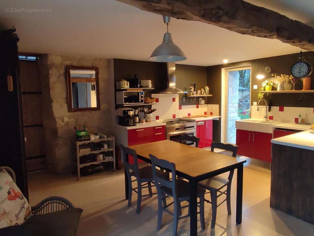 cuisine - Maison à CAHORS