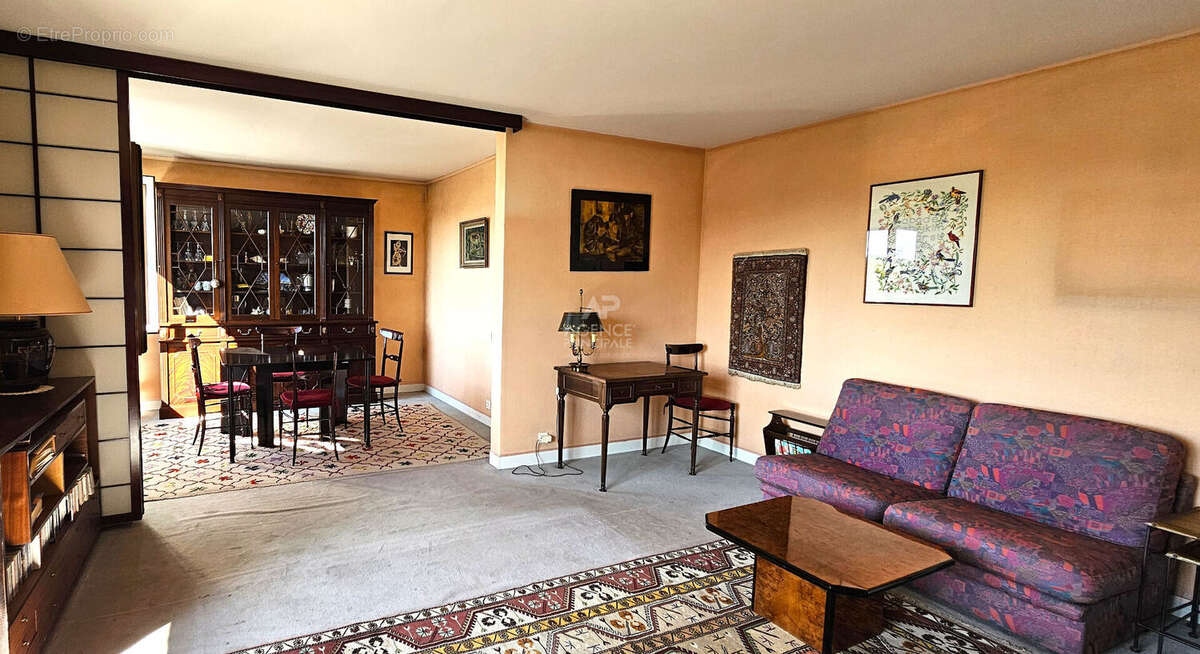 Appartement à CHAVILLE