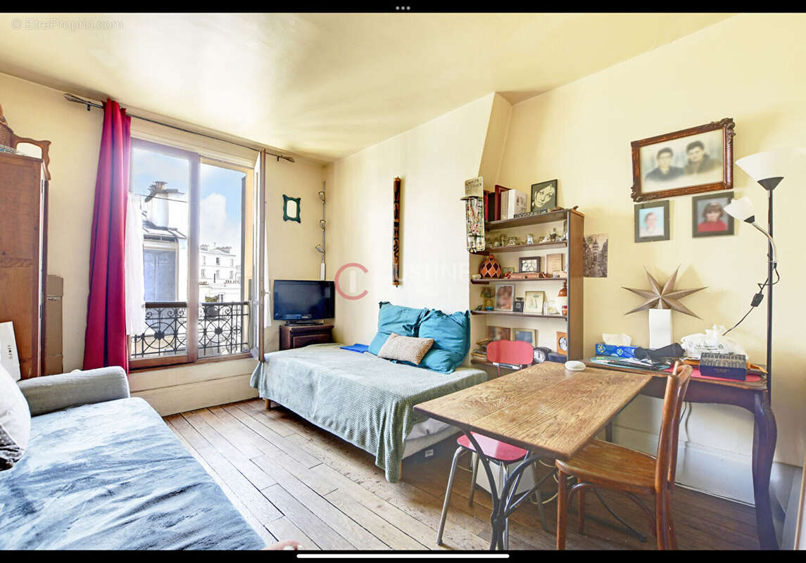 Appartement à PARIS-18E