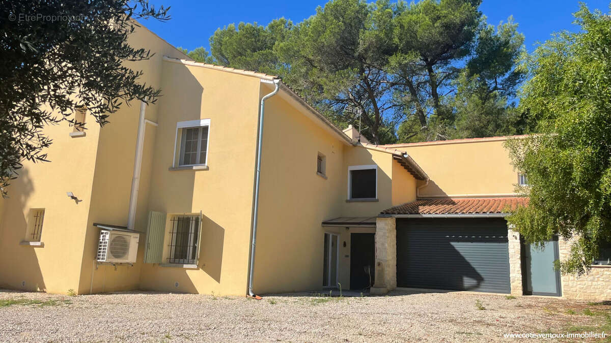 Maison proche VACQUEYRAS - 180 m2  avec appart T2 + 2 grands garages ! - photo 18