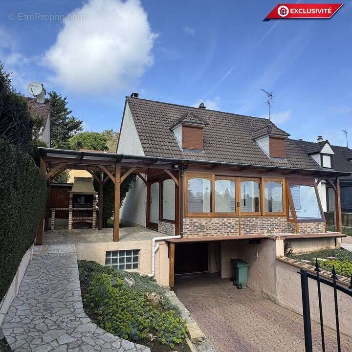 Maison à CHAMARANDE