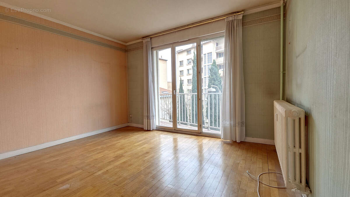Appartement à LYON-4E