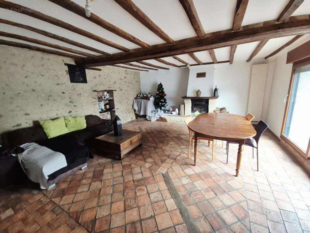 Maison à DAUMERAY