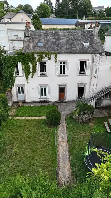 Maison des années 30 - CENTRE VILLE USSEL? Charme et authenticité, 7 pièces , jardin clos - photo 4