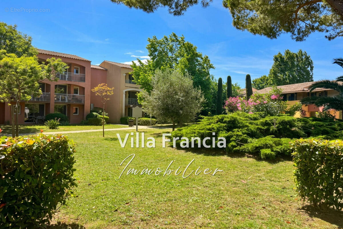 Appartement à MANDELIEU-LA-NAPOULE