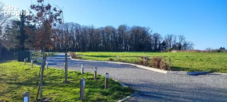 Terrain à VORNAY