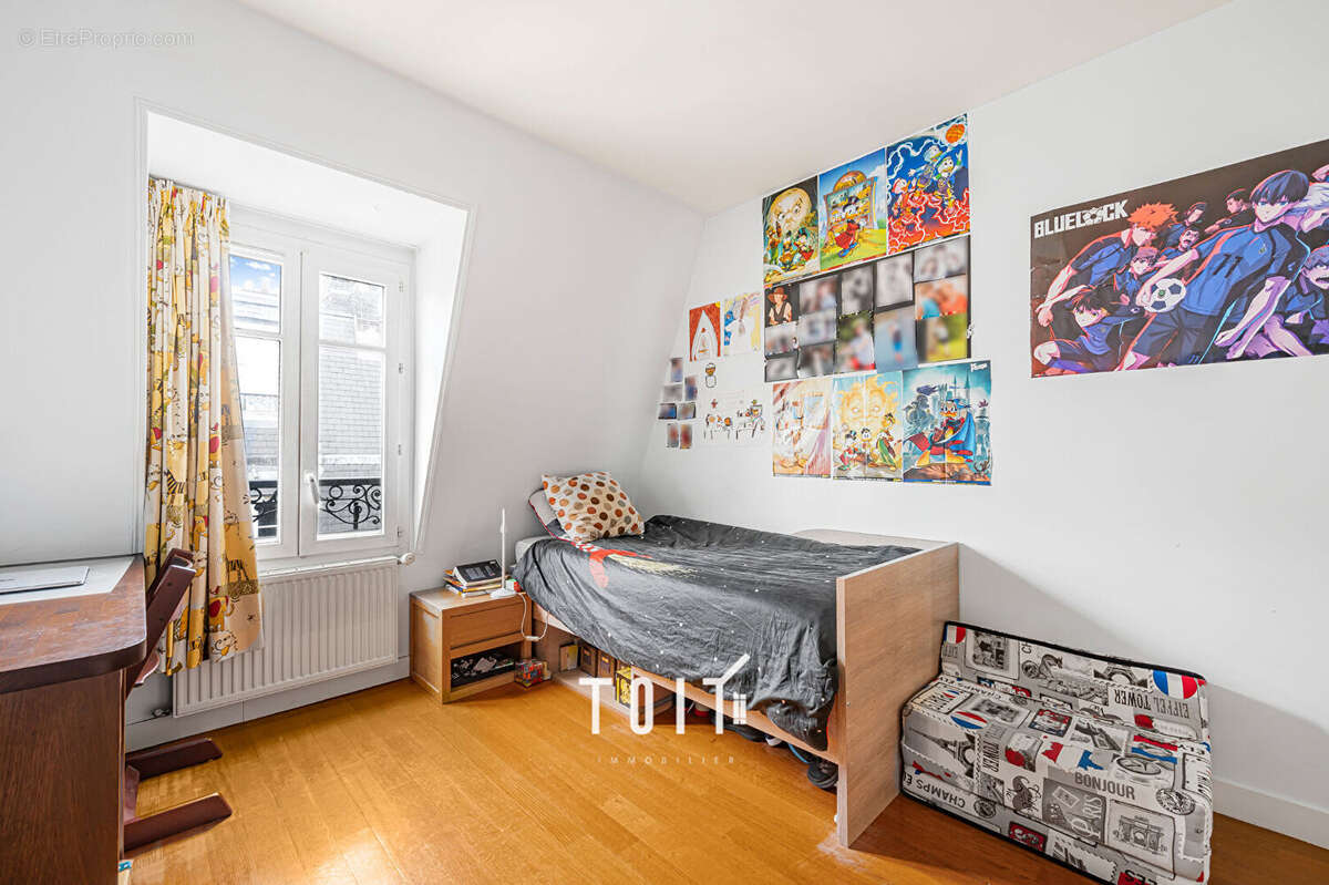 Appartement à PARIS-14E