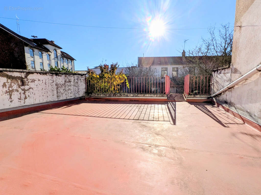 Maison à JARVILLE-LA-MALGRANGE