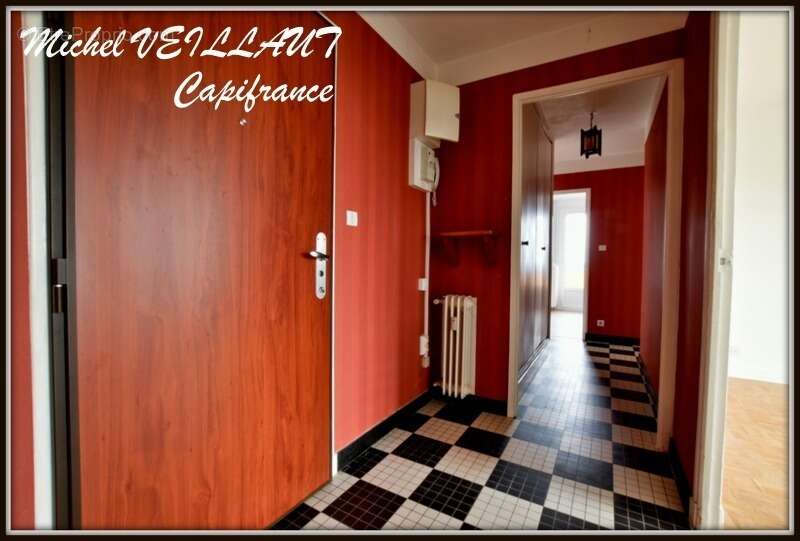 Appartement à YZEURE