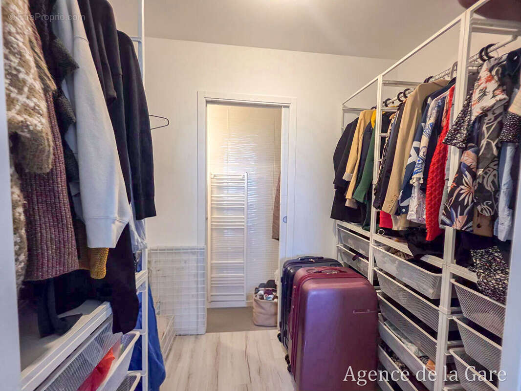 Maison à SARTROUVILLE