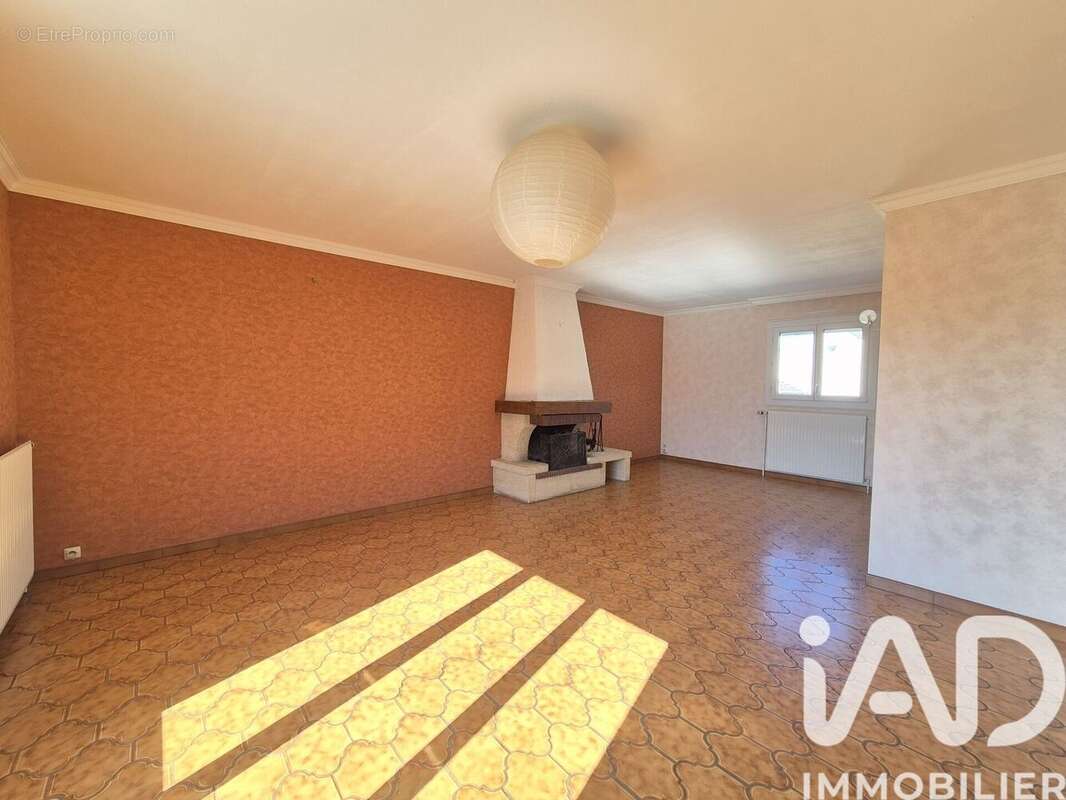 Photo 3 - Maison à GURGY