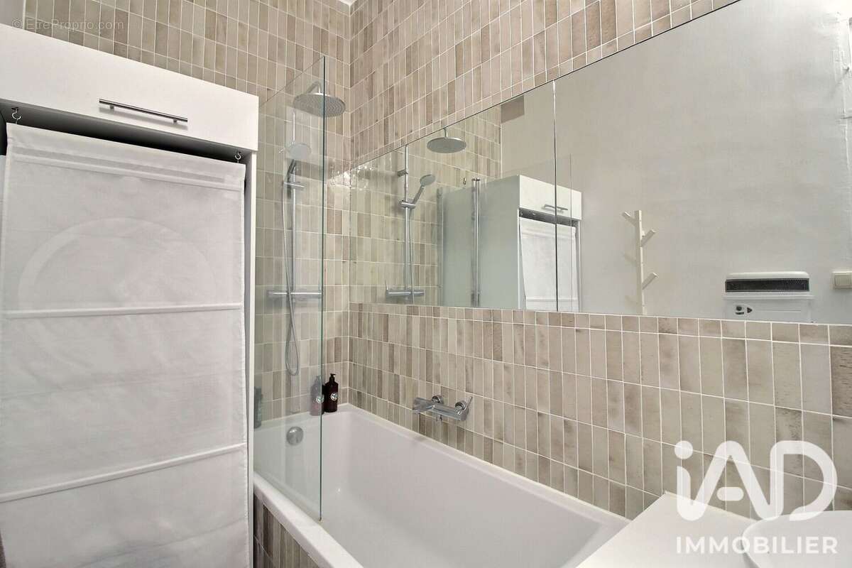 Photo 9 - Appartement à MARSEILLE-5E