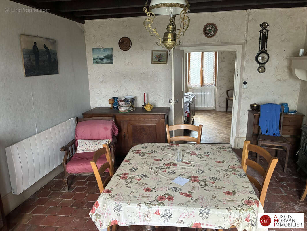 Maison à NORMIER