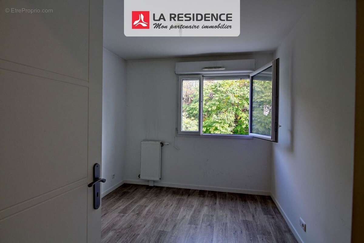 Appartement à LES MUREAUX