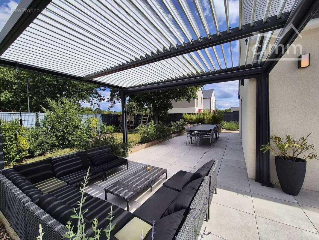 VINEUIL (41350) – Maison contemporaine de 140 m² – 5 chambres – Terrain clos – Domotique – Proche écoles - photo 14