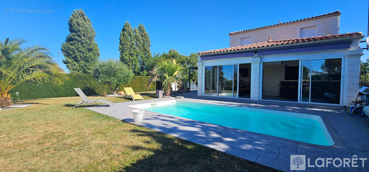 Maison à CHANIERS