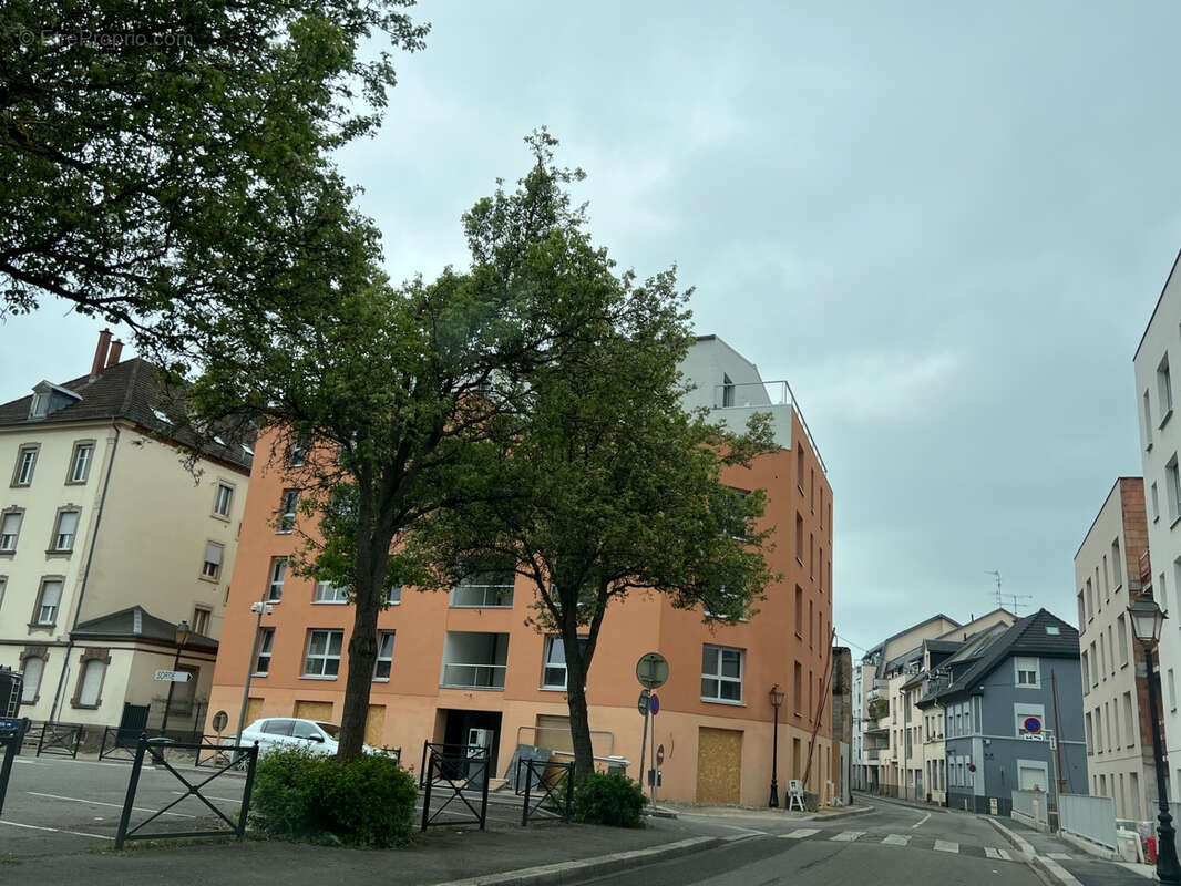 Commerce 53 m² à Mulhouse  - photo 2