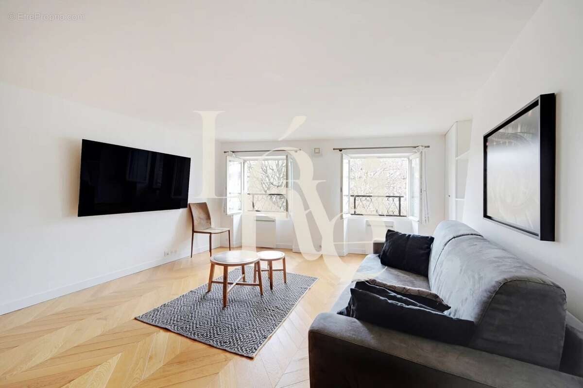 Appartement à PARIS-5E