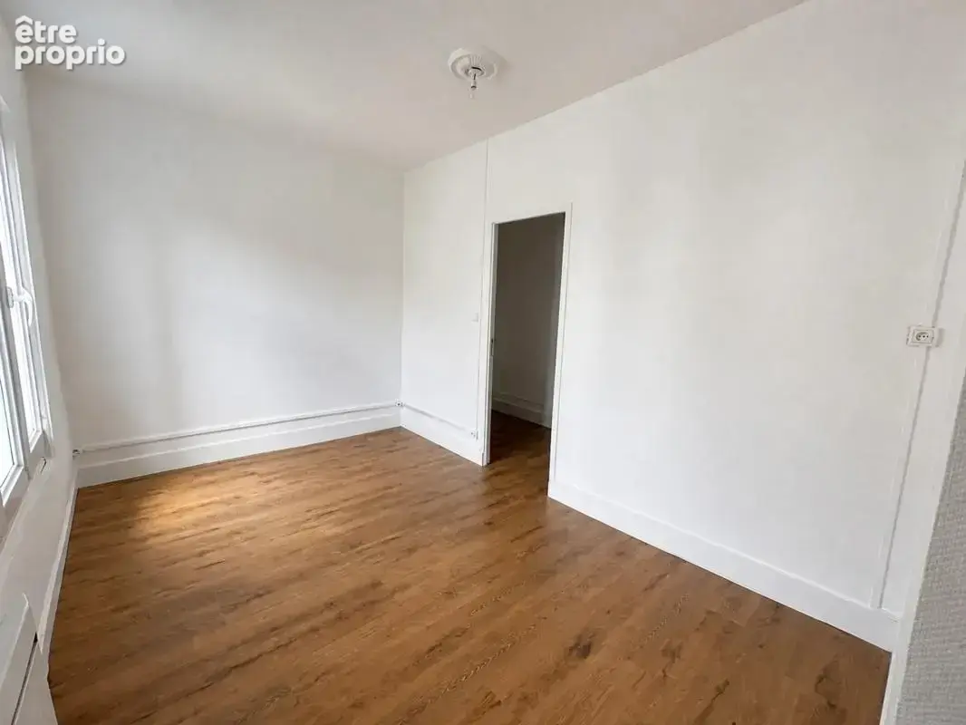 Appartement à SAINTE-SAVINE