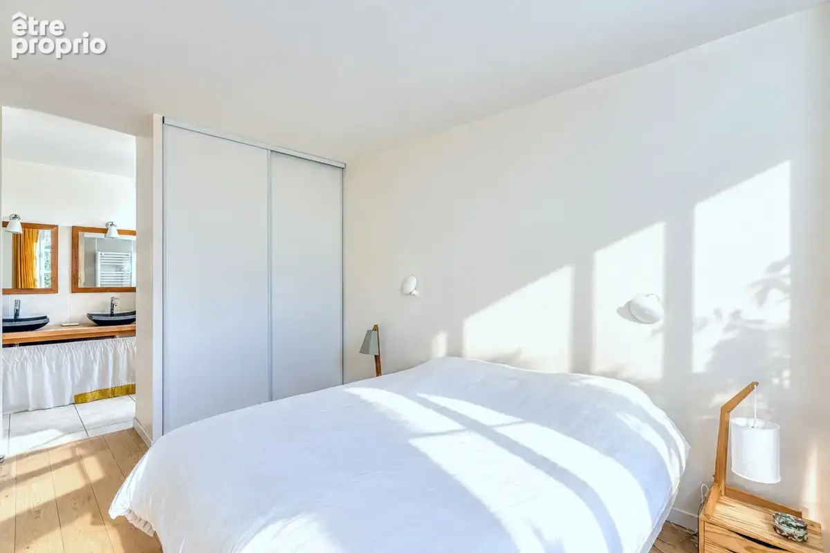 Maison 6 pièces, garages, jardin paysagé avec piscine   Saint-Cyr-au-Mont-d’Or - photo 17