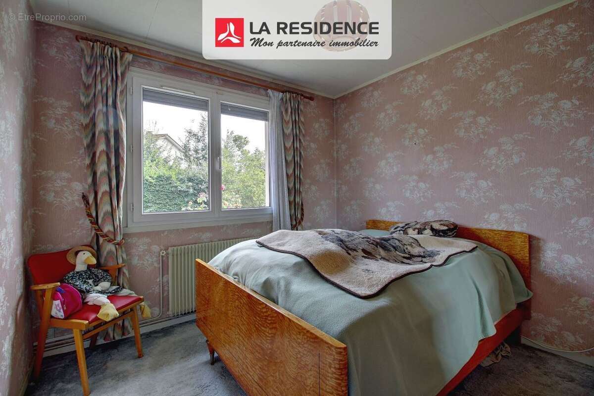 Maison à SAINT-ETIENNE-DU-ROUVRAY