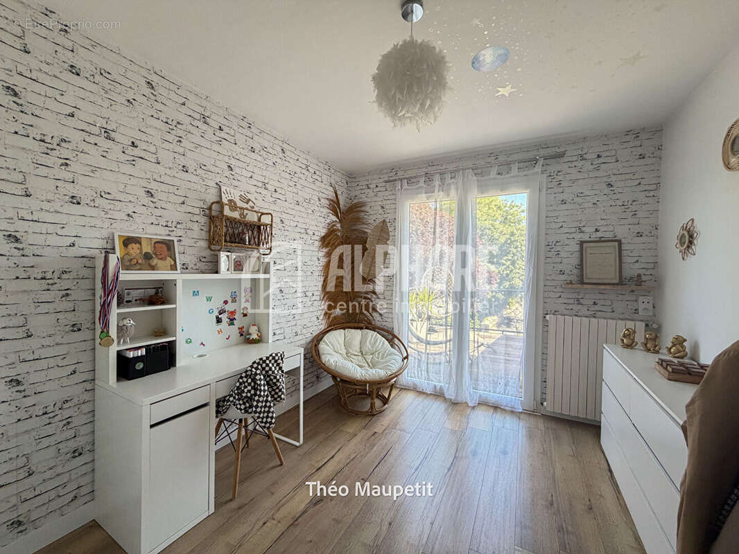 Maison à NESMY