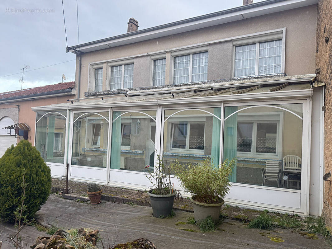 Maison à COLOMBEY-LES-BELLES