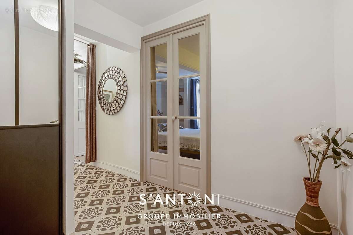 Maison à VILLENEUVE-LES-BEZIERS