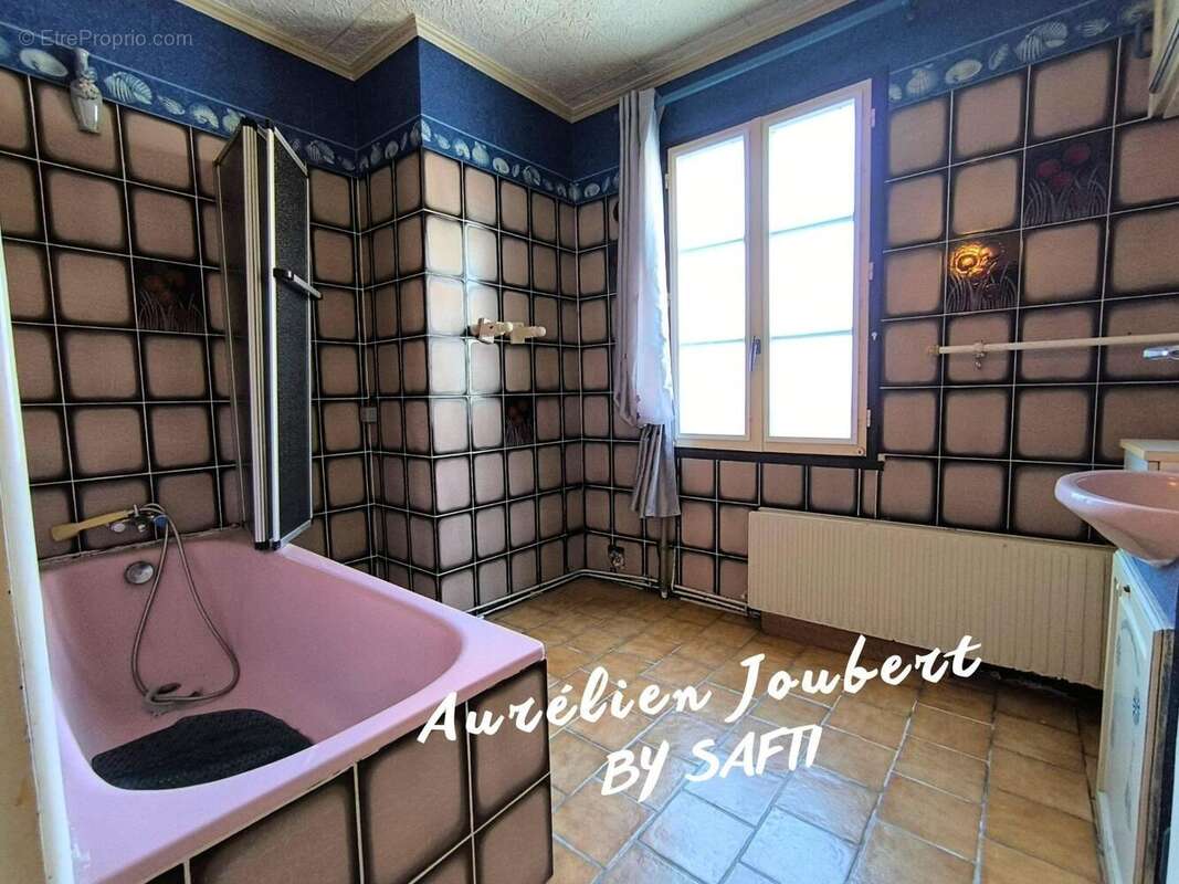 Maison 83 m² à Peyrabout  - photo 4