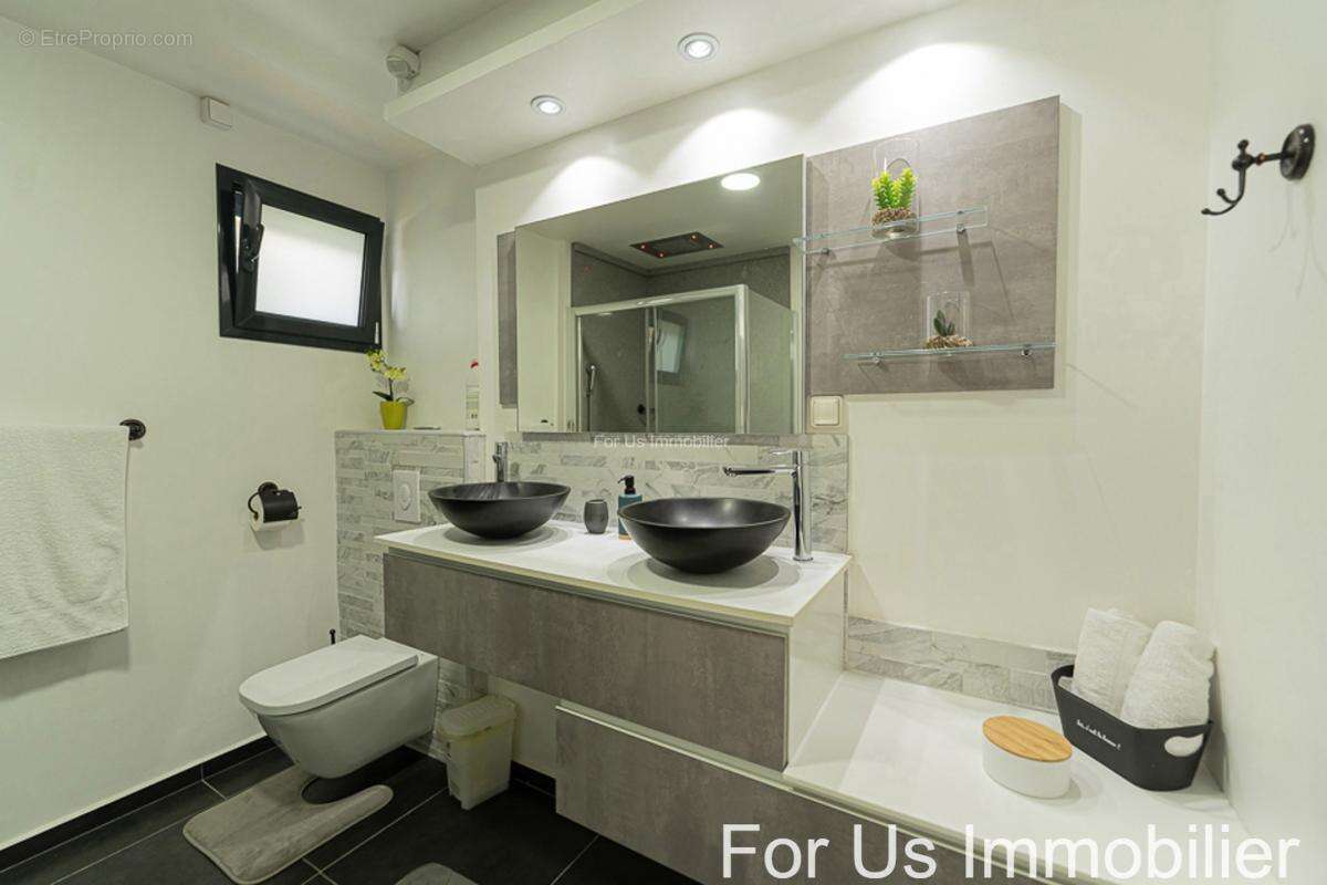 Maison à SAINTE-ANNE