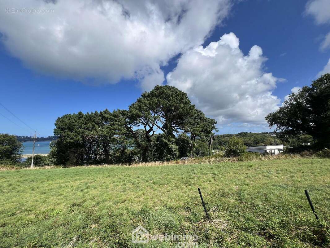 Terrain à LOUANNEC