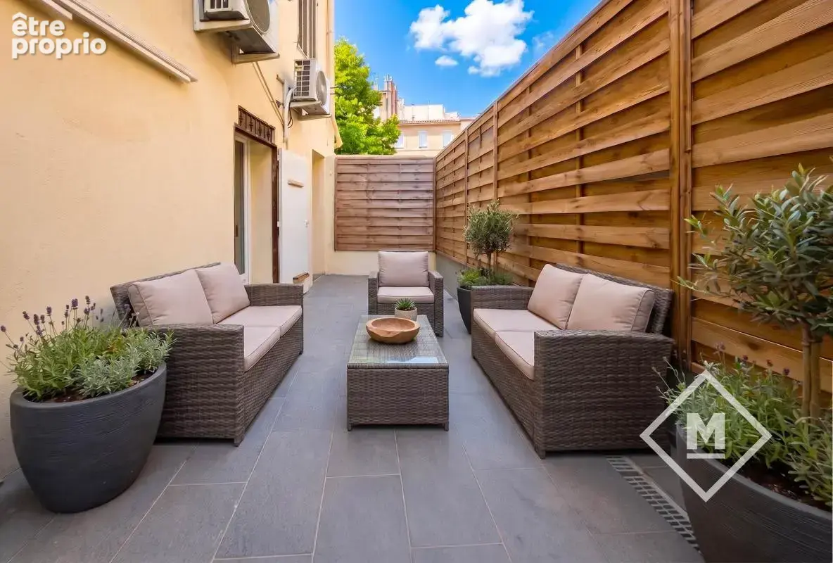Appartement à MARSEILLE-5E