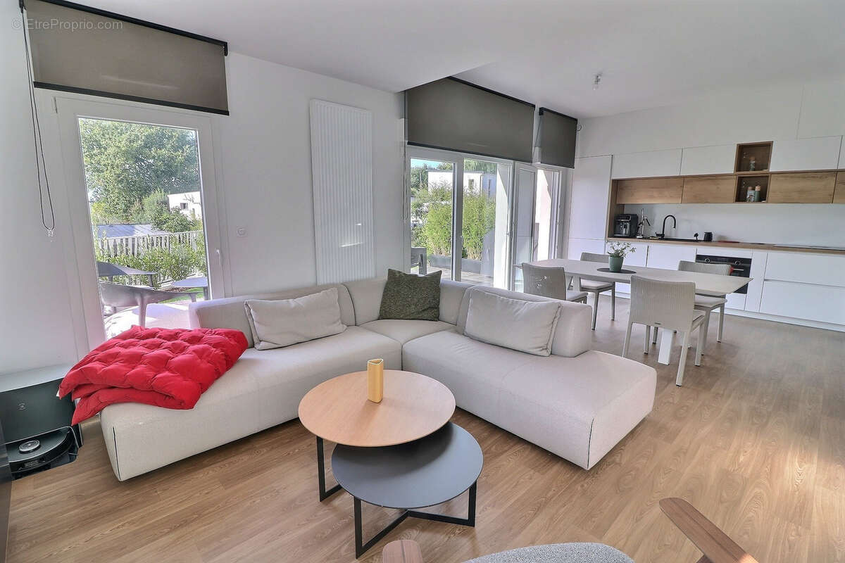 Appartement à LE RELECQ-KERHUON