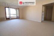 Appartement à BUC