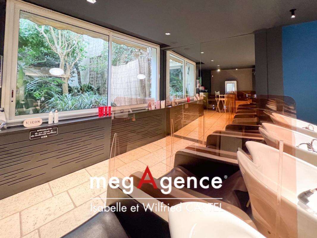 Commerce à LES SABLES-D'OLONNE