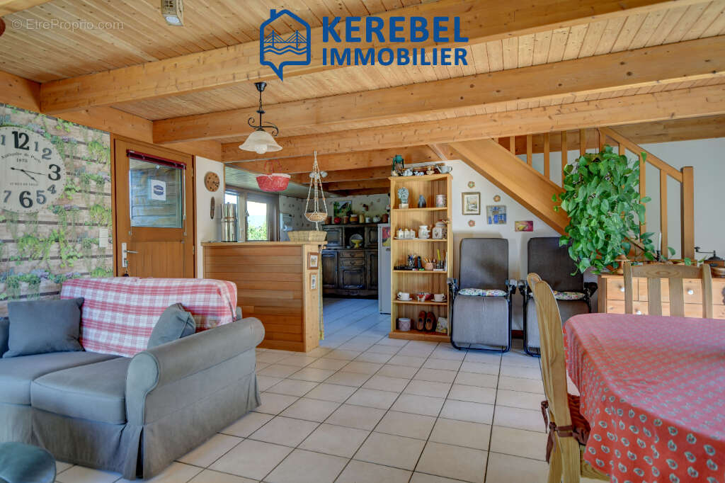 Maison à LOGONNA-DAOULAS