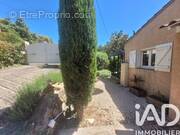 Photo 1 - Maison à TOURVES