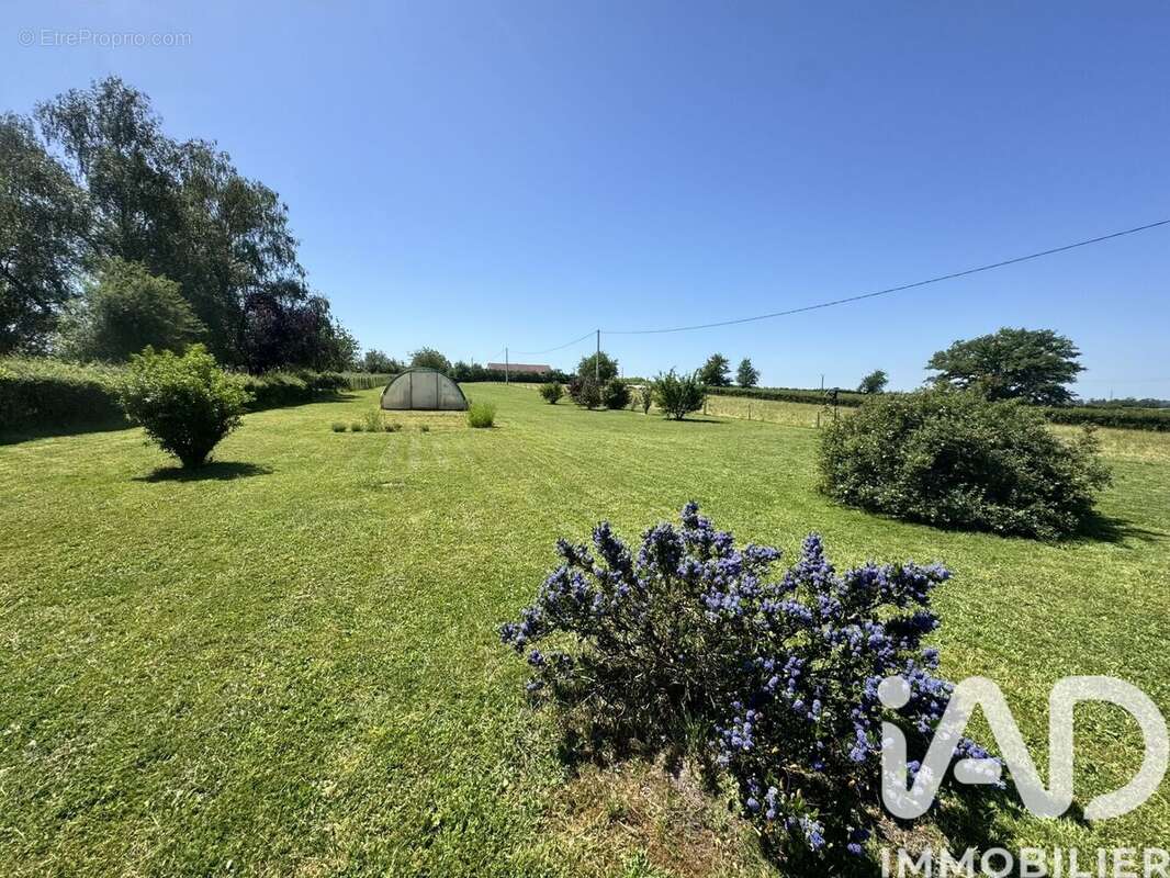 Photo 2 - Maison à POUILLOUX
