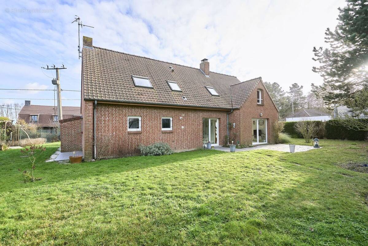 Maison à VERLINGHEM