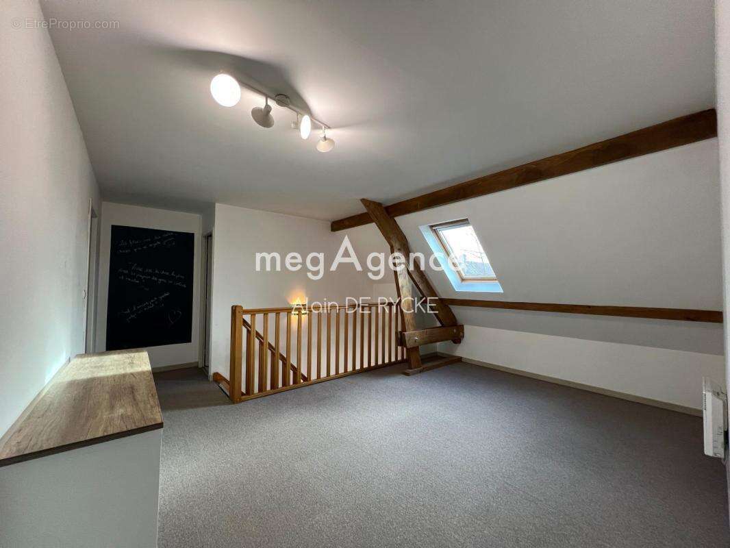 Maison à VARENNES-SUR-SEINE