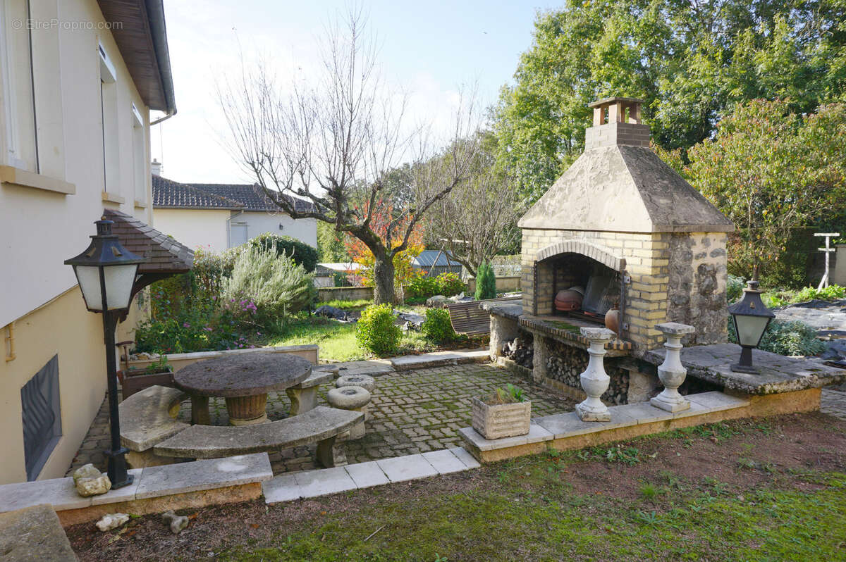 Maison à PARAY-LE-MONIAL