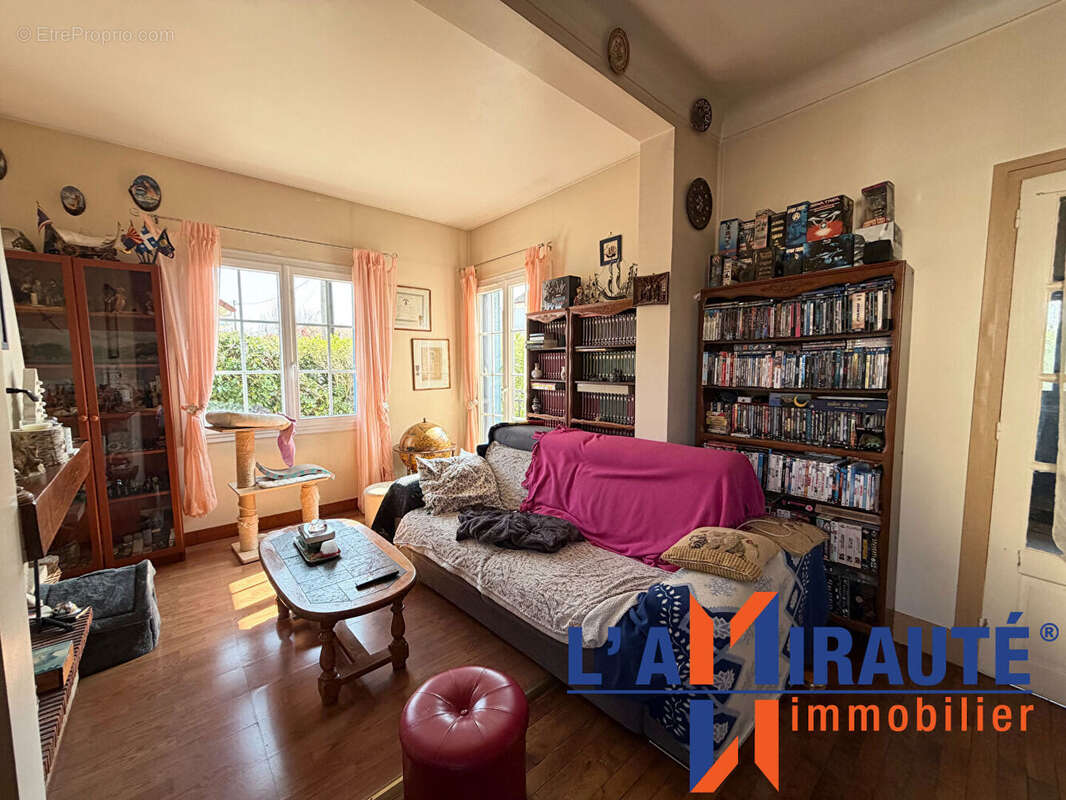 Maison à SARTROUVILLE