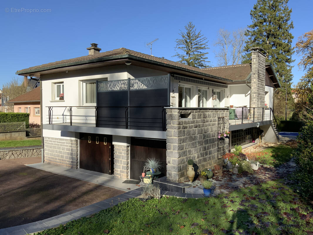 Maison à LUXEUIL-LES-BAINS