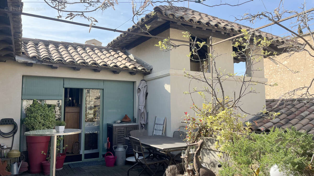 Appartement à NIMES